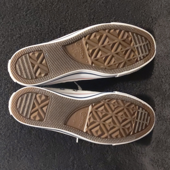 NWT Converse Shoreline Slip-On All White Shoes - Picture 8 of 8